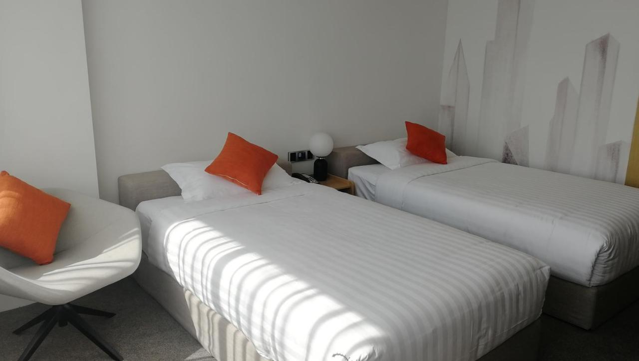 Ln Residence Changdi - New Aiqun Building - Canton Fair Free Shuttle Bus During Canton Fair Period Dış mekan fotoğraf